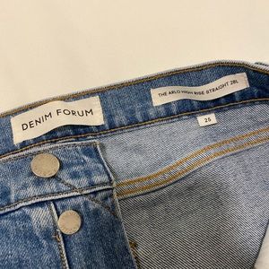 Denim Forum Arlo Straight